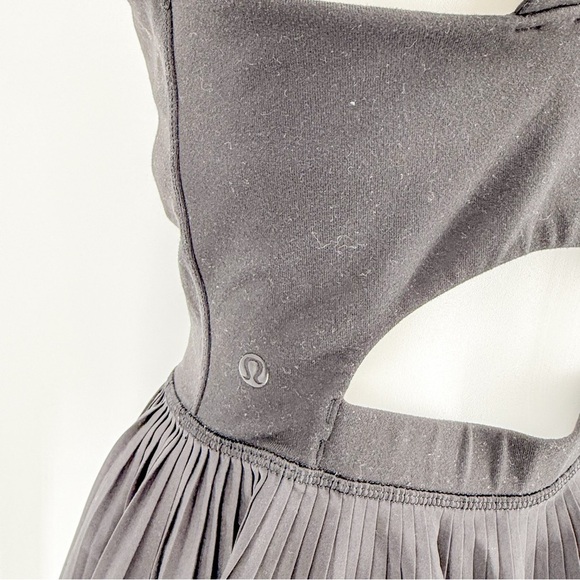 Lululemon Athletica Black Pleated Top - Picture 5 of 6